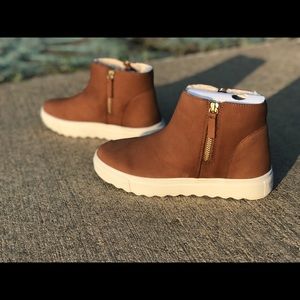 J/Slides NYC  Waterproof Boot Bootiesbj